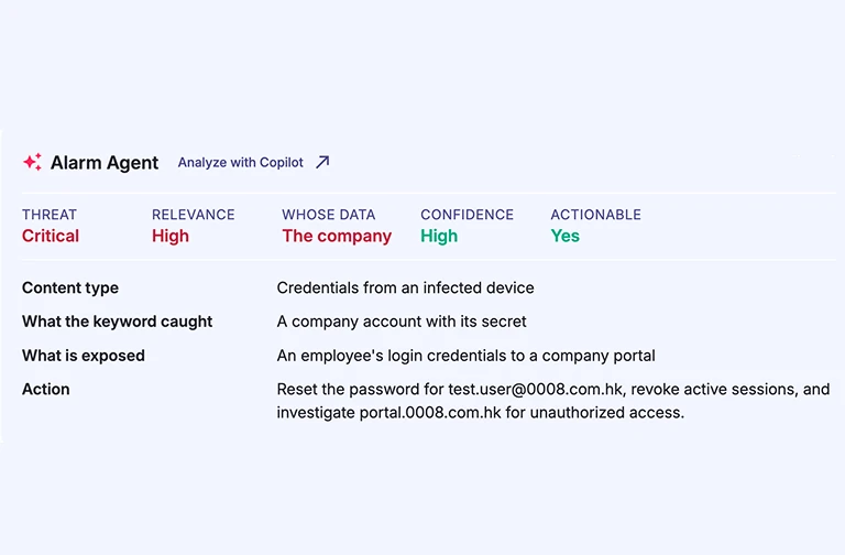 El Alarm Agent de SOCRadar evalúa una credencial filtrada de un empleado y recomienda restablecer la contraseña y revocar la sesión