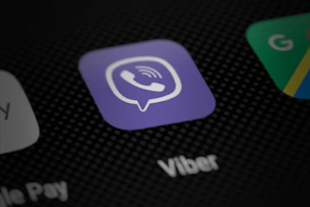 Viber ofrece soporte multiplataforma para mensajería instantánea y llamadas de voz basadas en Internet.